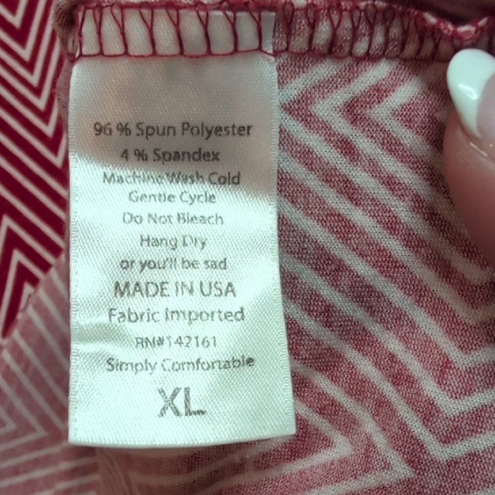 LuLaRoe Red and Gray Long Sleeve Tee.β - Picture 6 of 6